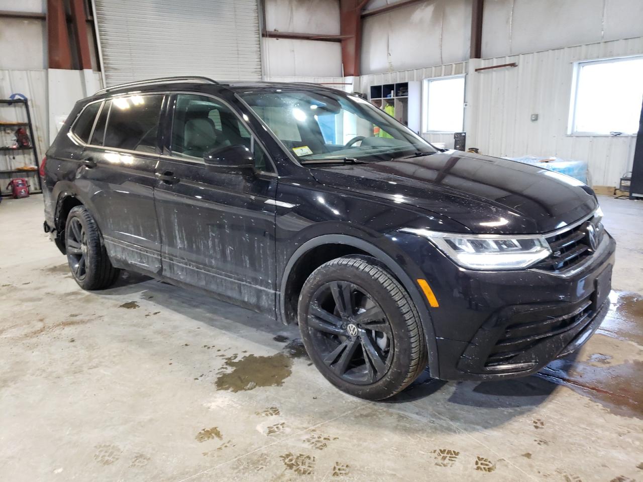 2024 VOLKSWAGEN TIGUAN SE R-LINE BLACK VIN:3VV8B7AX9RM098412
