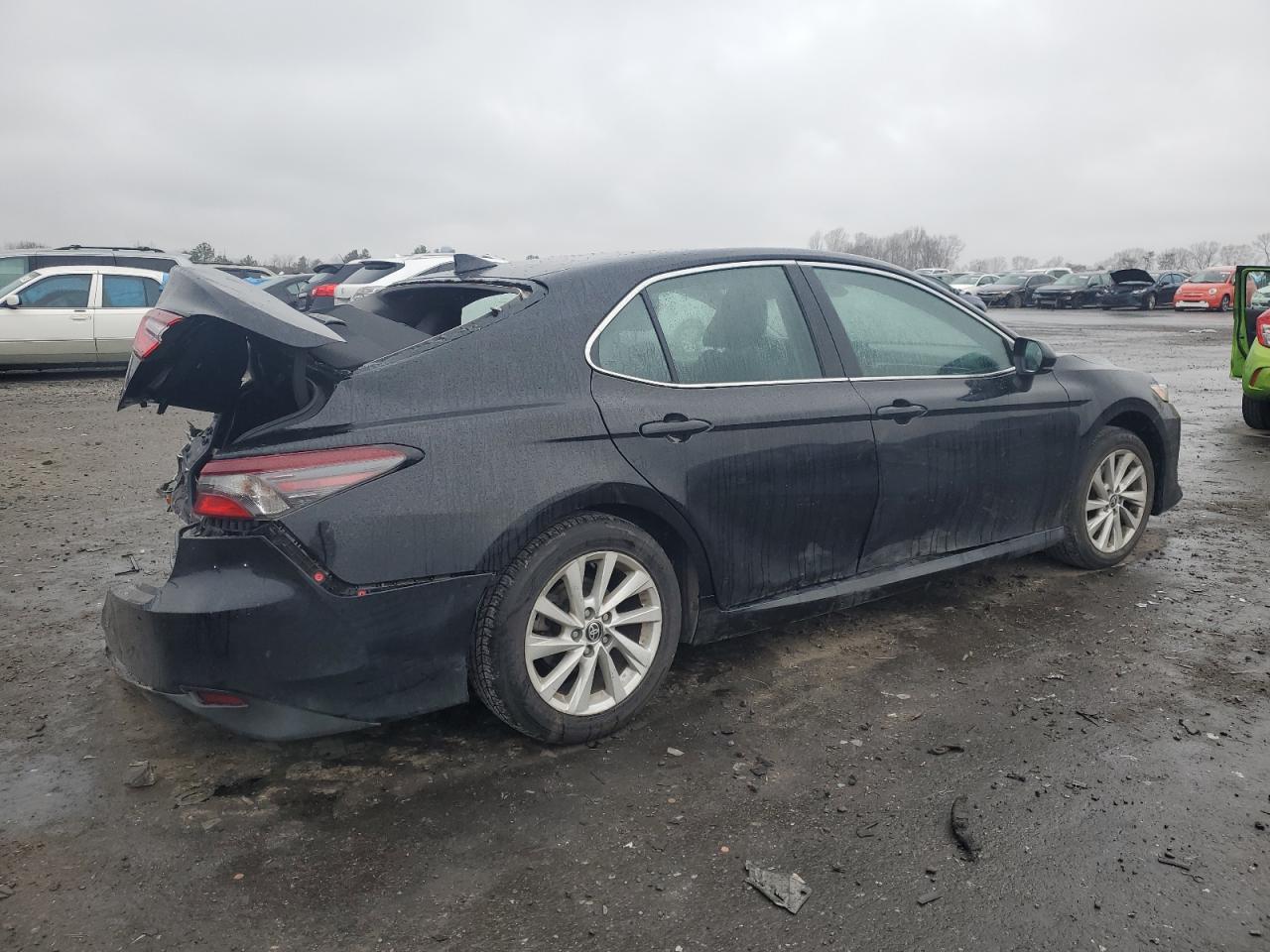 2022 TOYOTA CAMRY LE VIN:4T1C11AK8NU042296