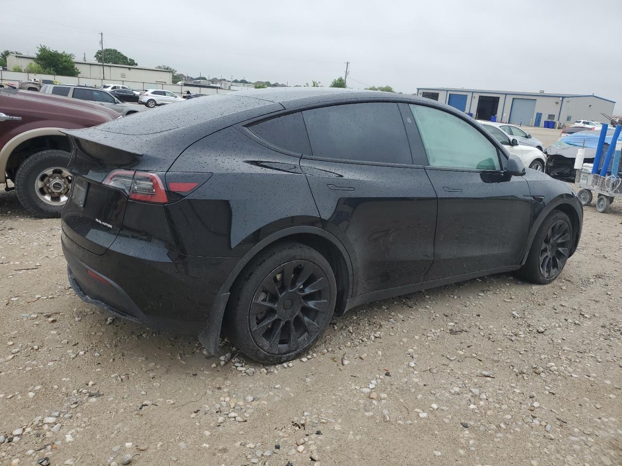 2023 TESLA MODEL Y  VIN:7SAYGAEE1PF894520