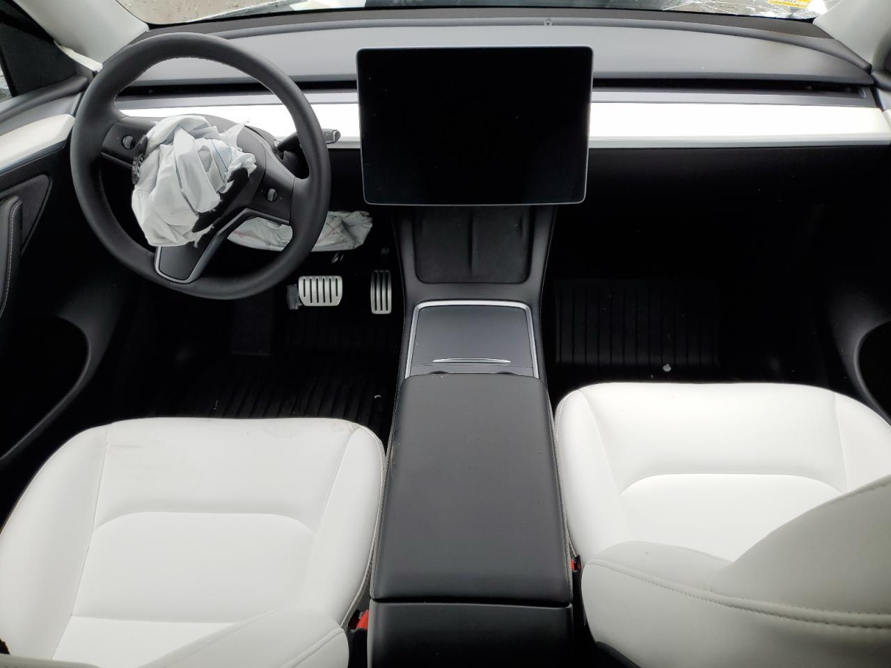 2022 TESLA MODEL Y  VIN:7SAYGDEF9NF523483