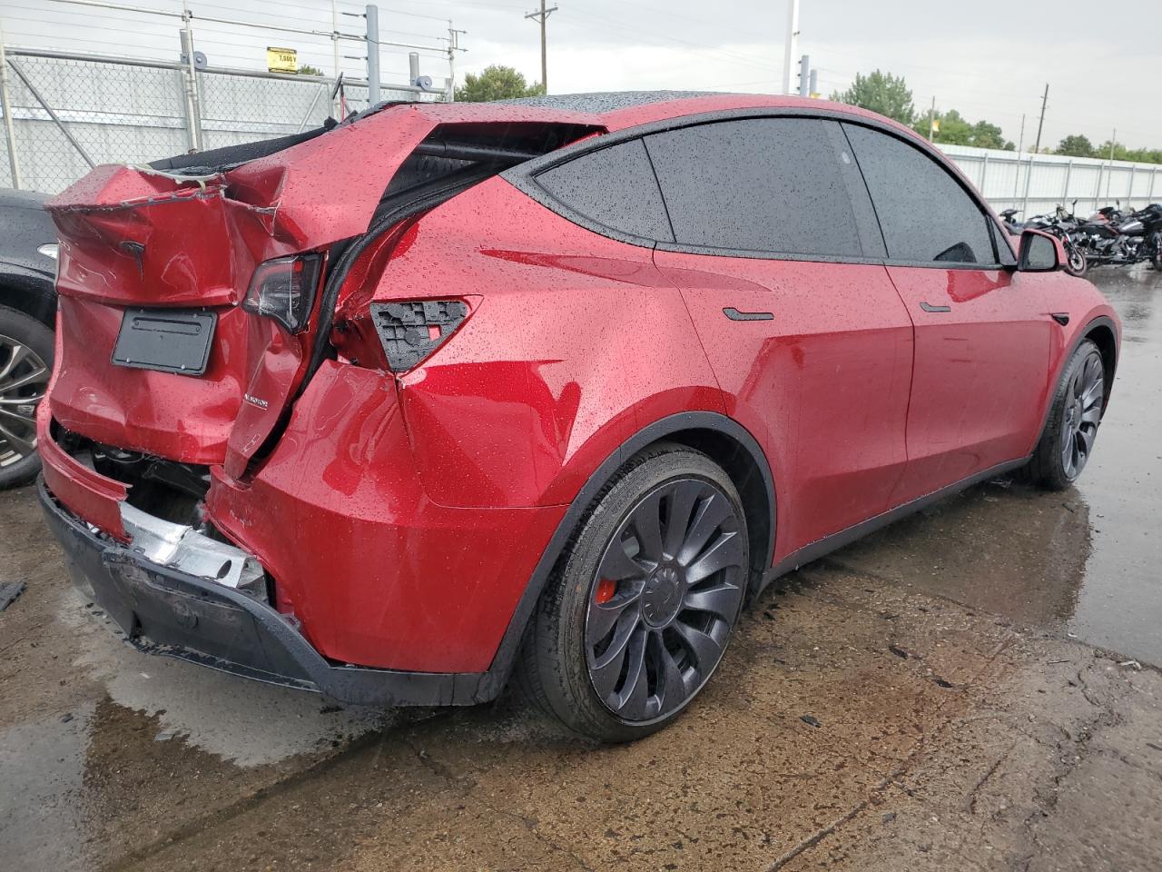 2024 TESLA MODEL Y  VIN:7SAYGDEF8RA299514