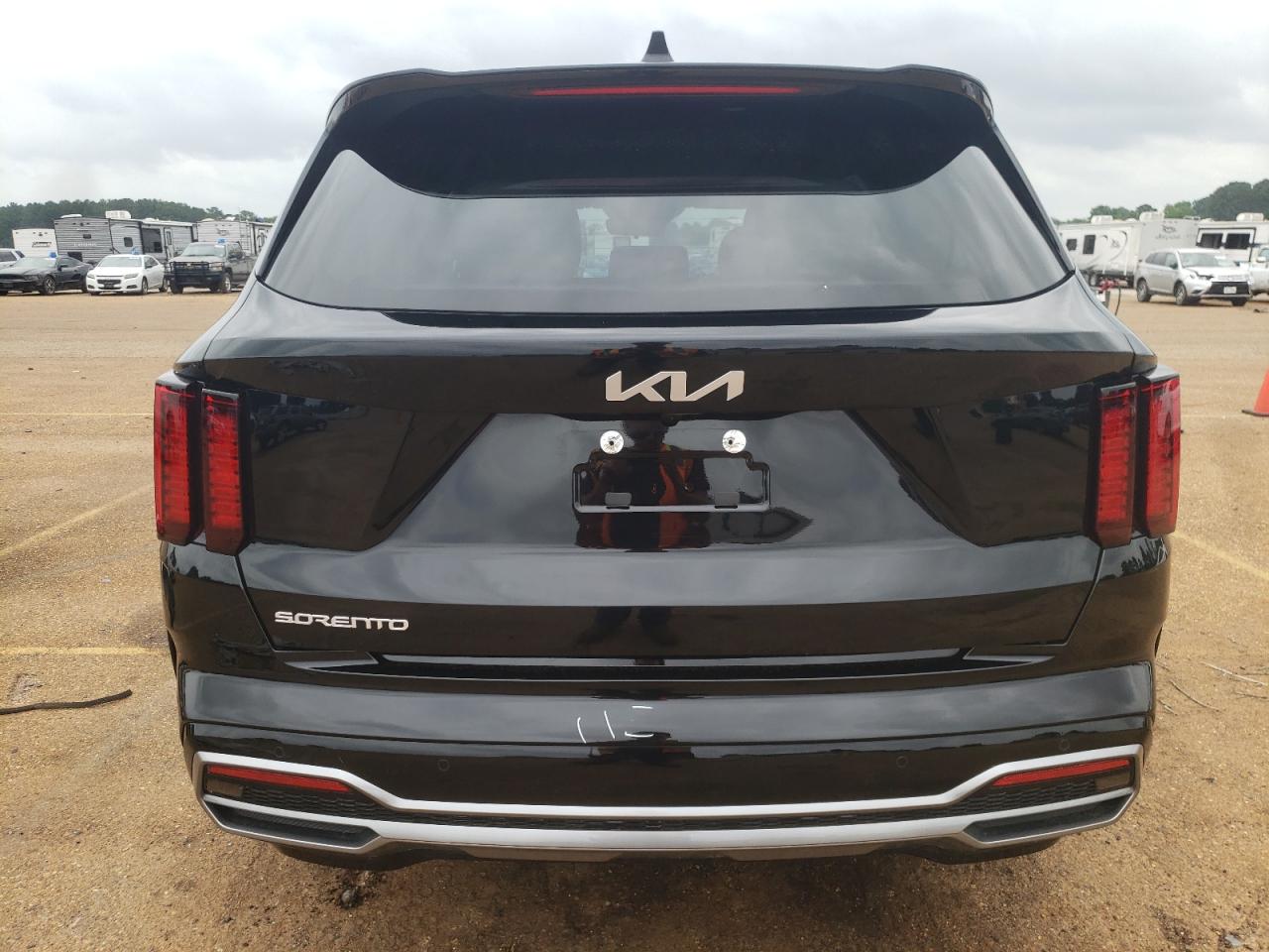 2023 KIA SORENTO S VIN:5XYRL4LC7PG218016