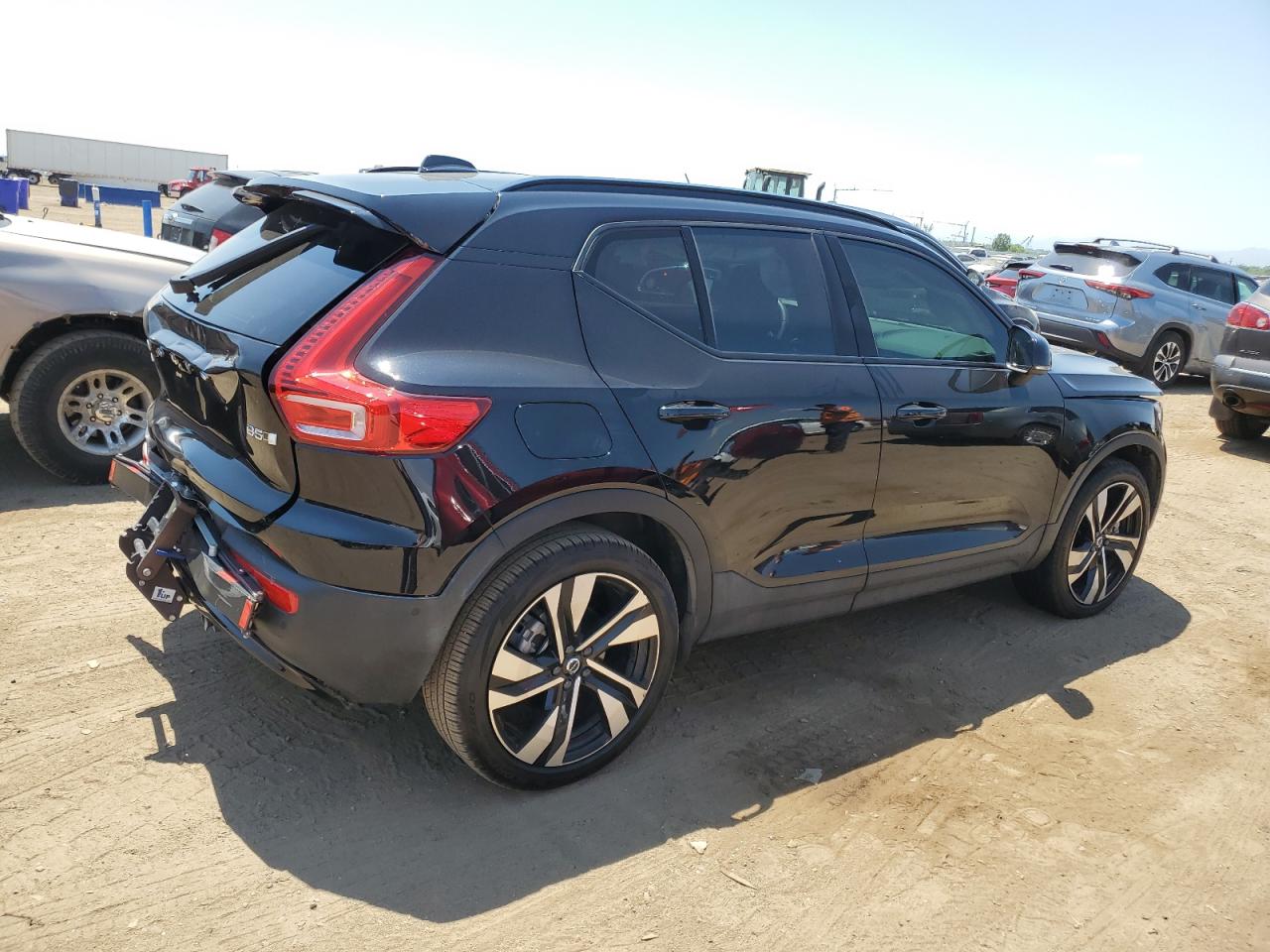 2023 VOLVO XC40 ULTIMATE VIN:YV4L12UX4P2976632