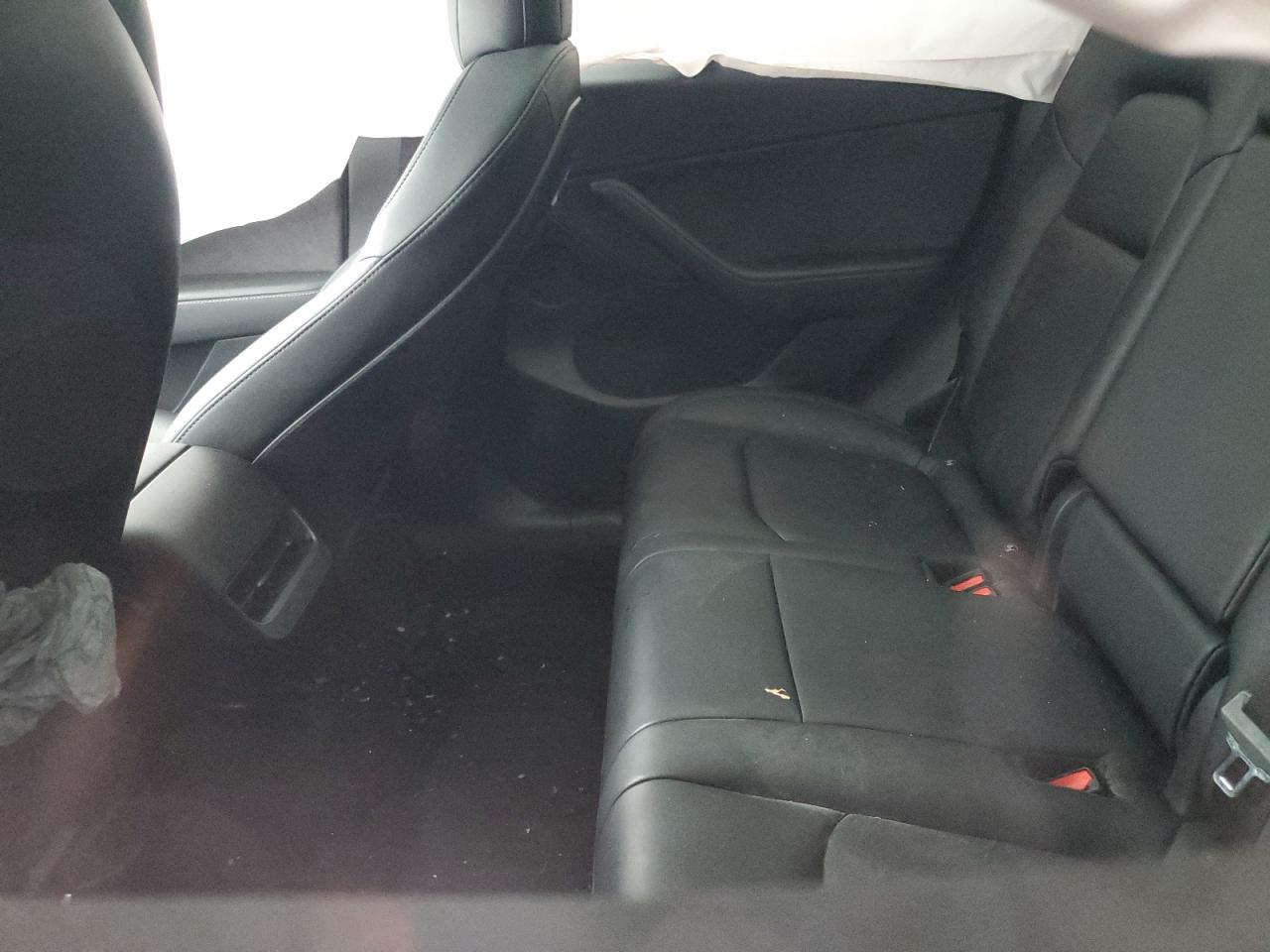 2022 TESLA MODEL Y  VIN:7SAYGDEF0NF494939