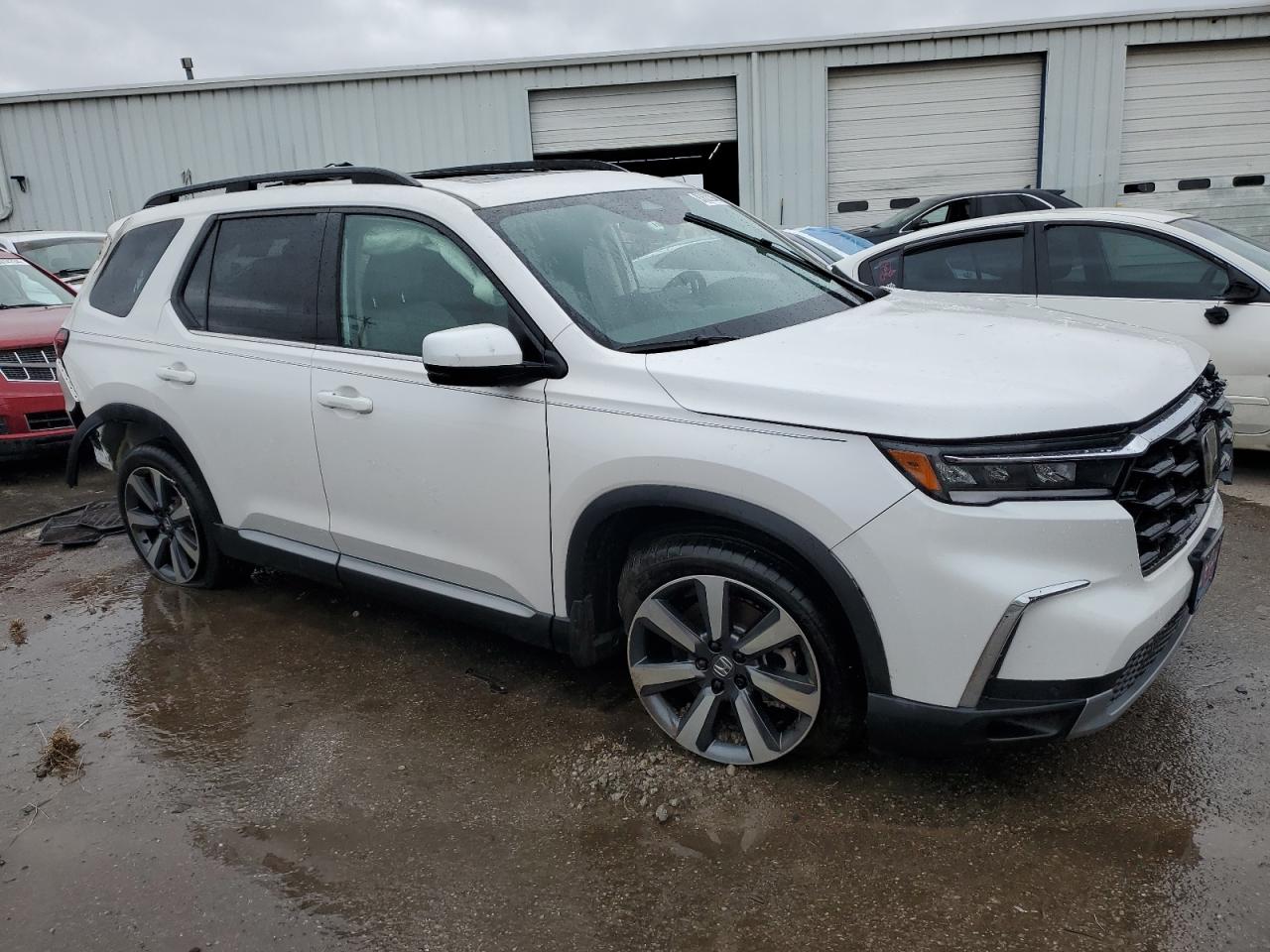 2024 HONDA PILOT TOURING VIN:5FNYG2H76RB016889