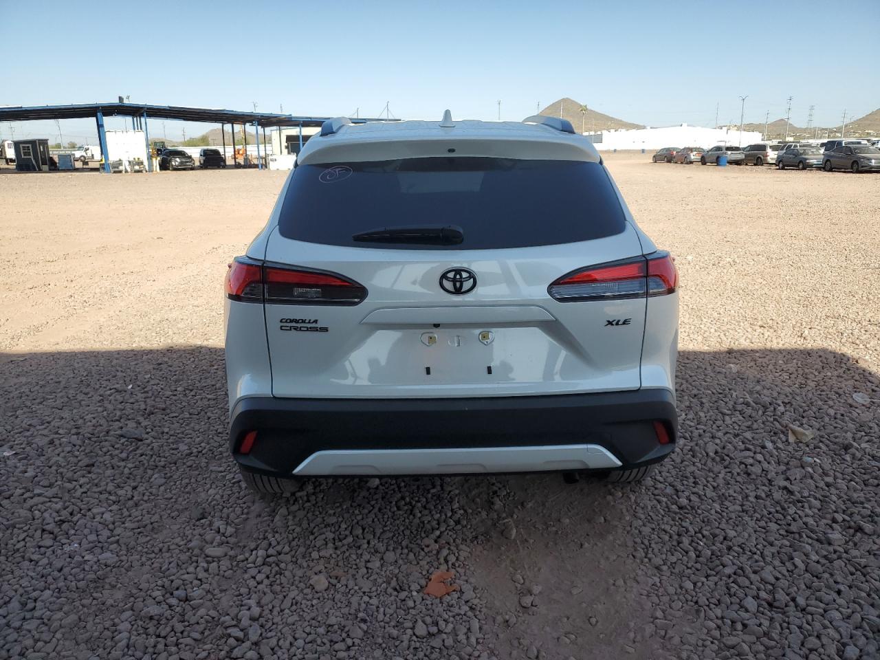 2022 TOYOTA COROLLA CROSS XLE VIN:7MUDAAAG5NV034879