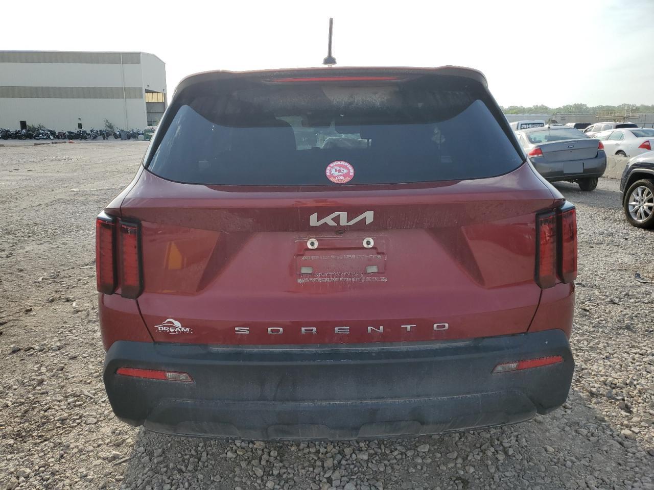 2022 KIA SORENTO LX VIN:5XYRG4LC3NG134115