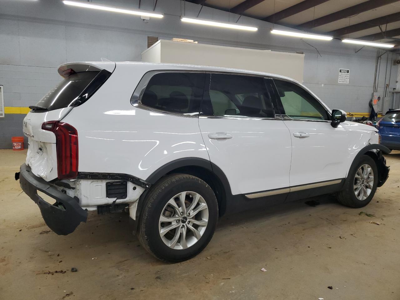 2022 KIA TELLURIDE LX VIN:5XYP2DHC2NG229151