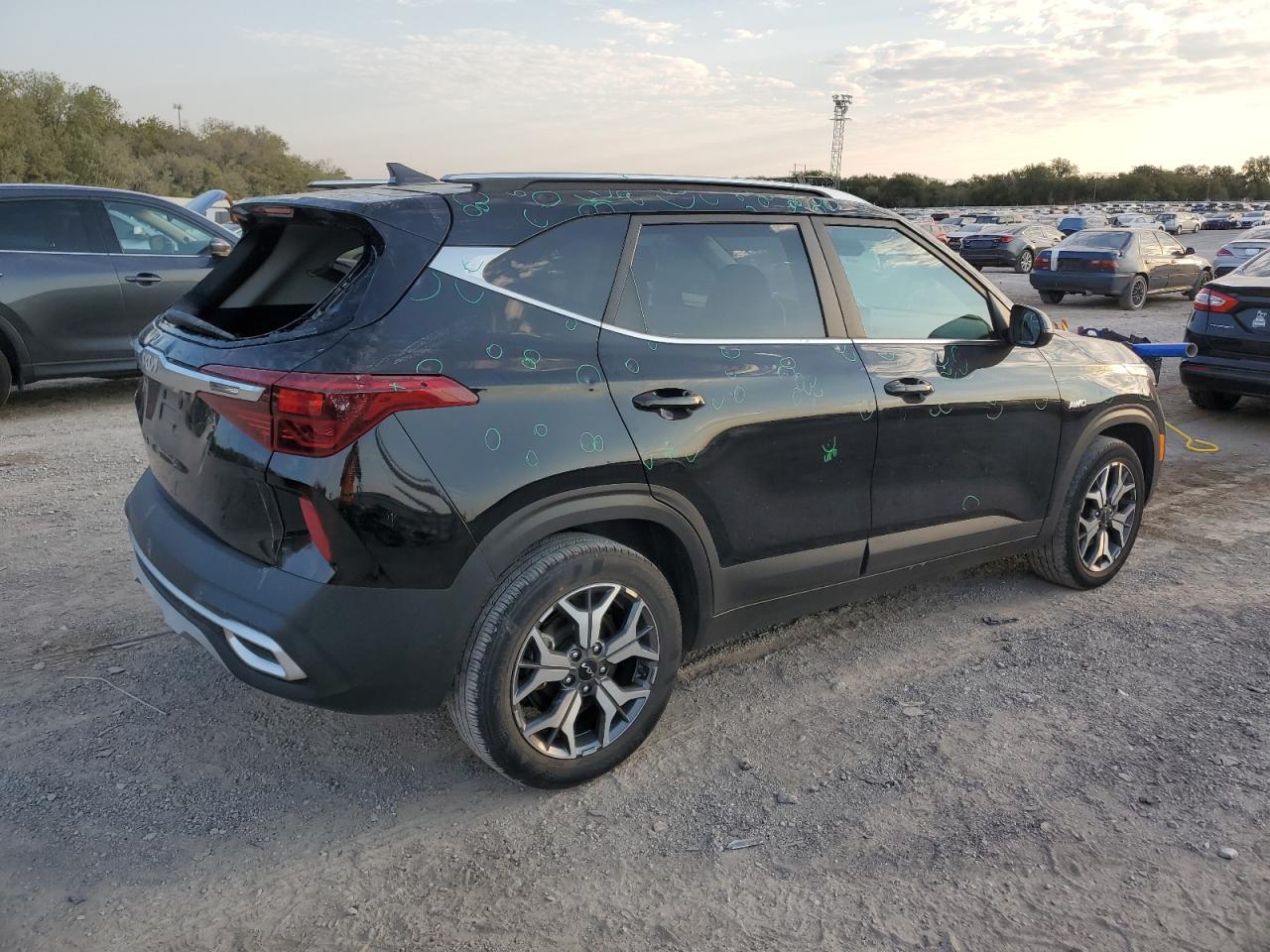 2022 KIA SELTOS EX VIN:KNDERCAA2N7266414