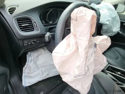 2019 Volvo V40 YV1MZ72K0K2185735 VIN:YV1MZ72K0K2185735