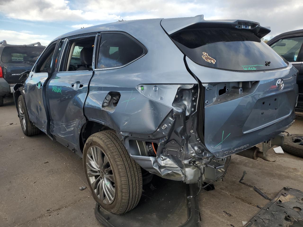 2022 TOYOTA HIGHLANDER PLATINUM VIN:5TDFZRBH7NS197504