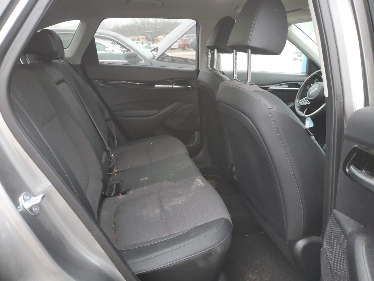 2024 KIA SELTOS S VIN:KNDEU2AA7R7570319