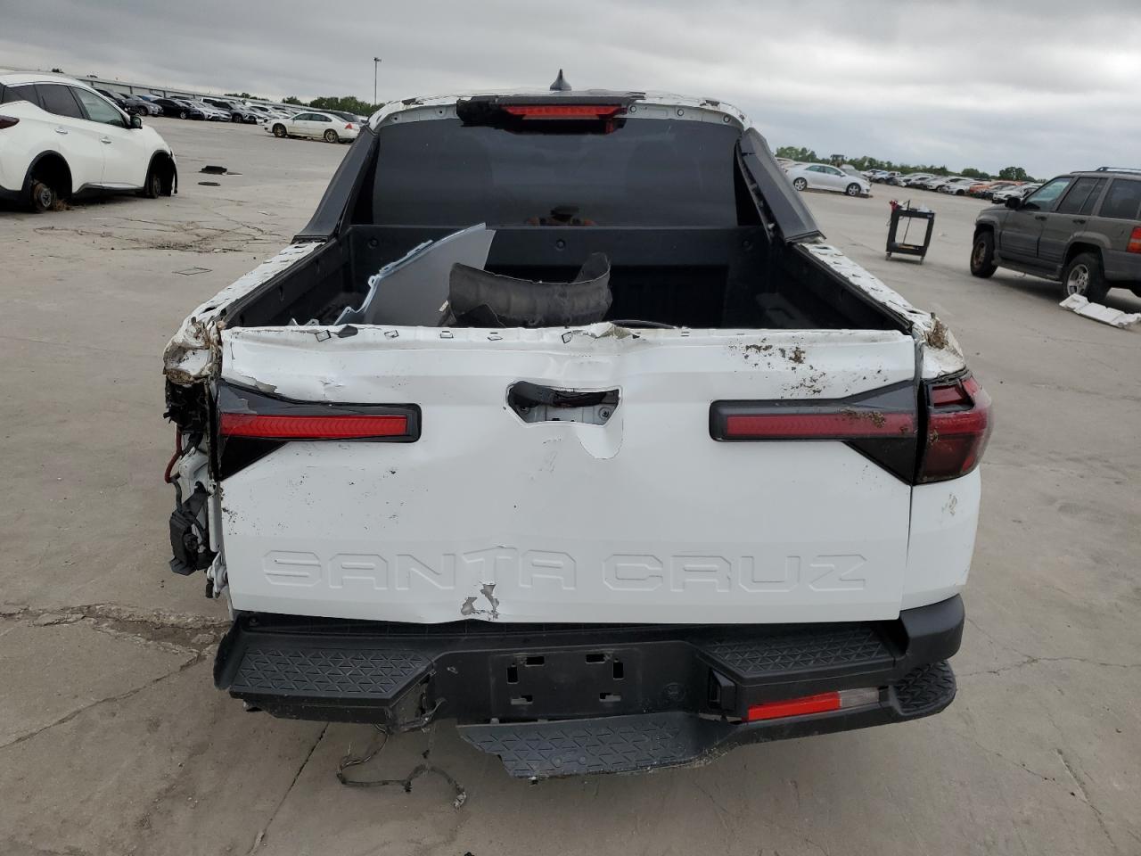 2022 HYUNDAI SANTA CRUZ SEL VIN:5NTJB4AE4NH008856