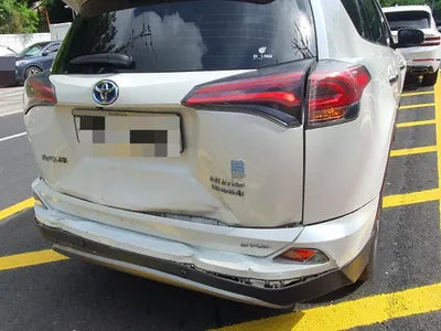 2017 Toyota RAV4 VIN: