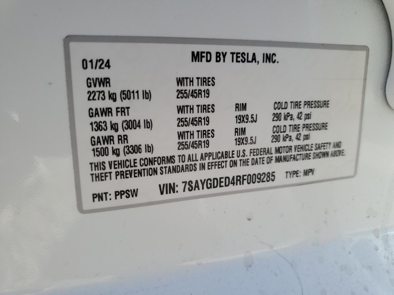 2024 TESLA MODEL Y  VIN:7SAYGDED4RF009285