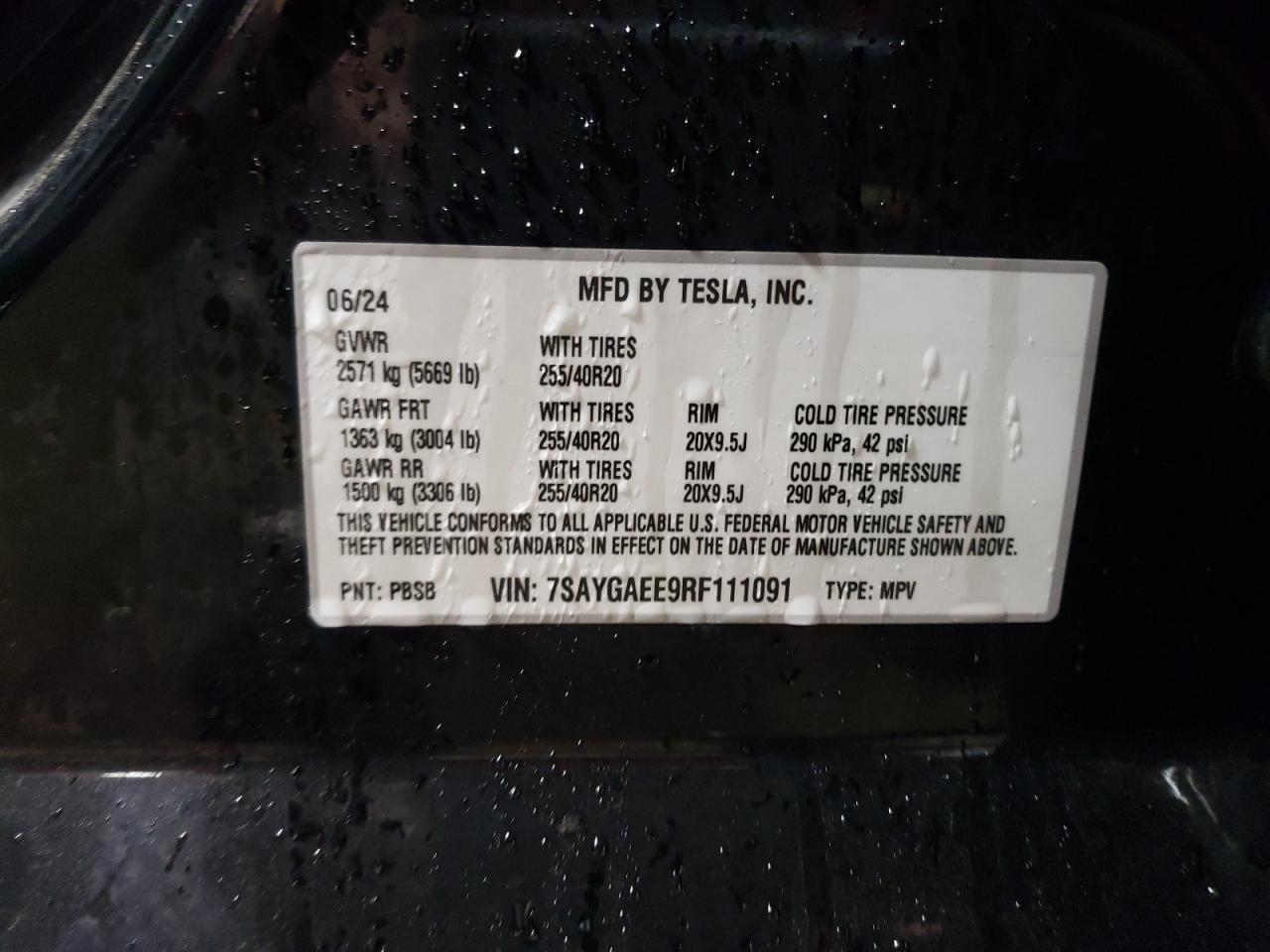 2024 TESLA MODEL Y  VIN:7SAYGAEE9RF111091