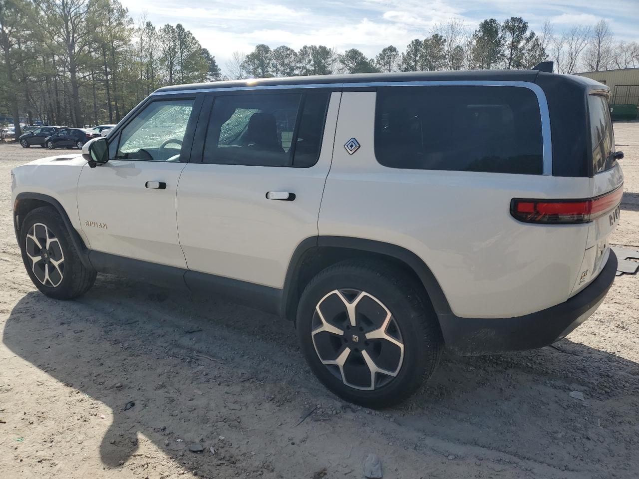 2024 RIVIAN R1S ADVENTURE VIN:7PDSGABA1RN030813
