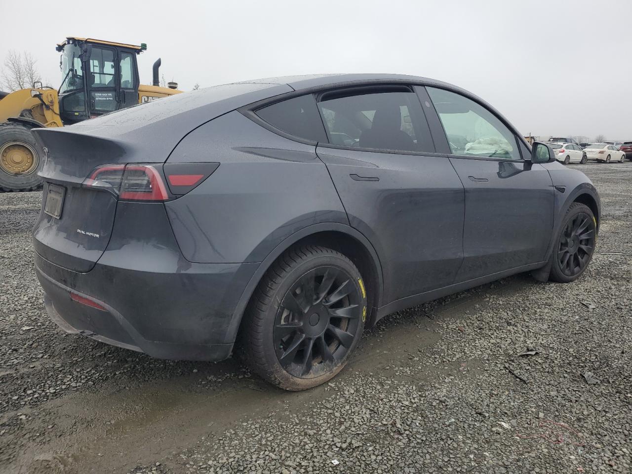2024 TESLA MODEL Y  VIN:7SAYGAEE2RF063773