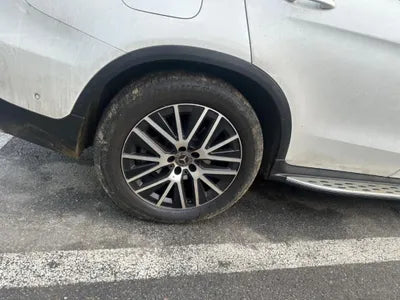 2021 Mercedes-Benz GLC 300 VIN: