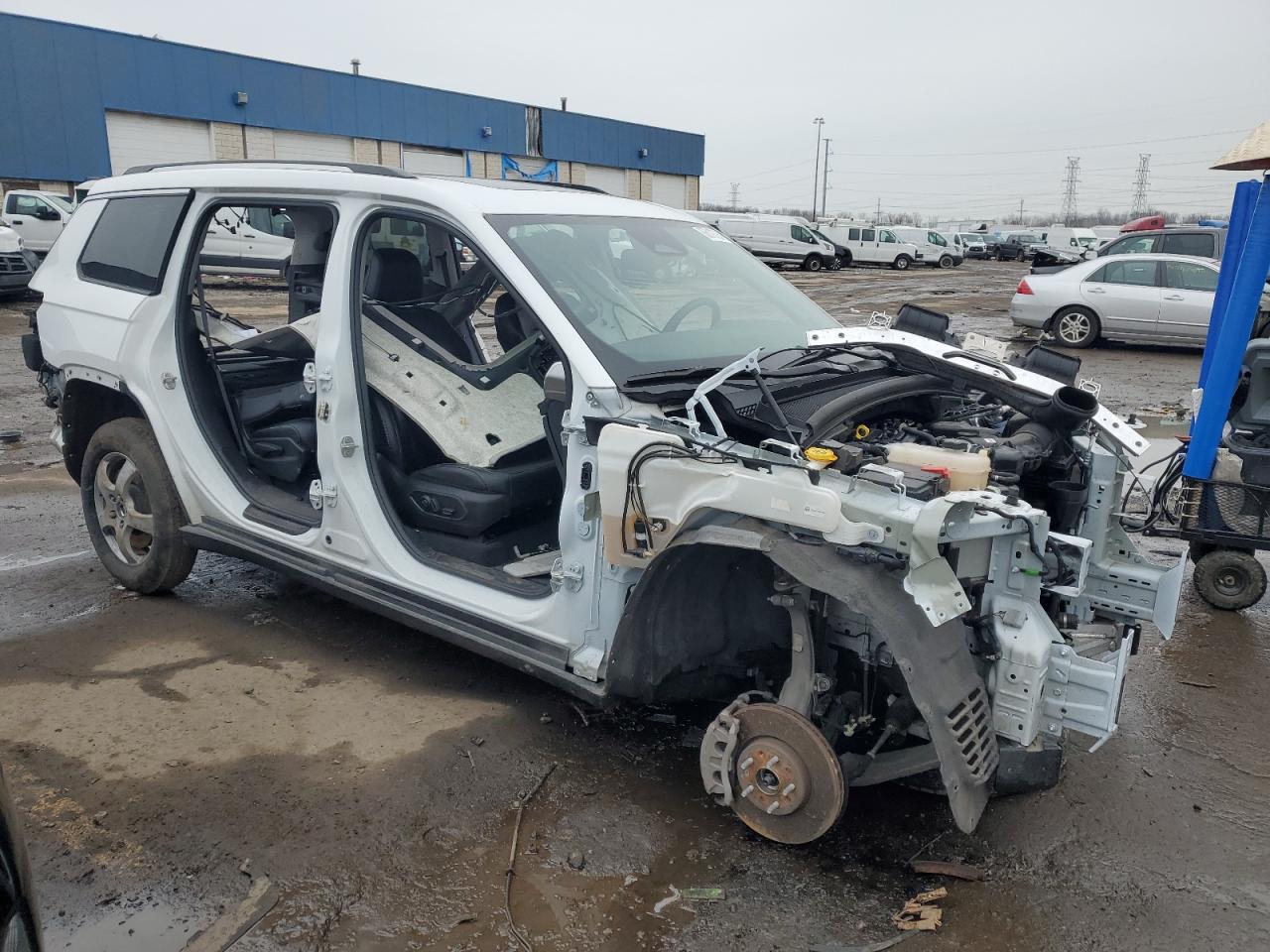 2024 JEEP GRAND CHEROKEE L LIMITED VIN:1C4RJKBG8R8917079