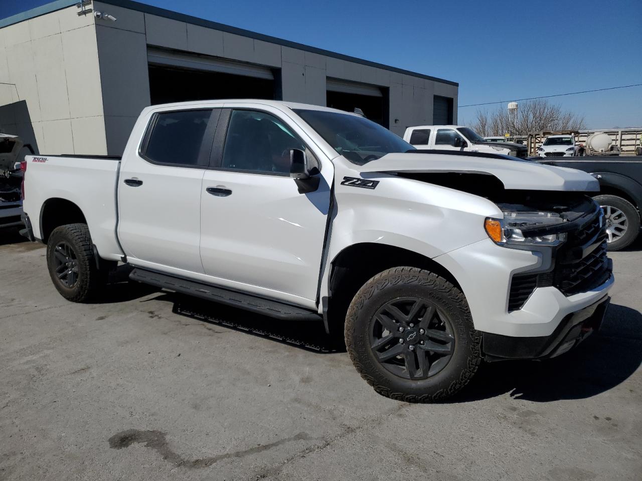 2024 CHEVROLET SILVERADO K1500 LT TRAIL BOSS VIN:3GCUDFED7RG256004