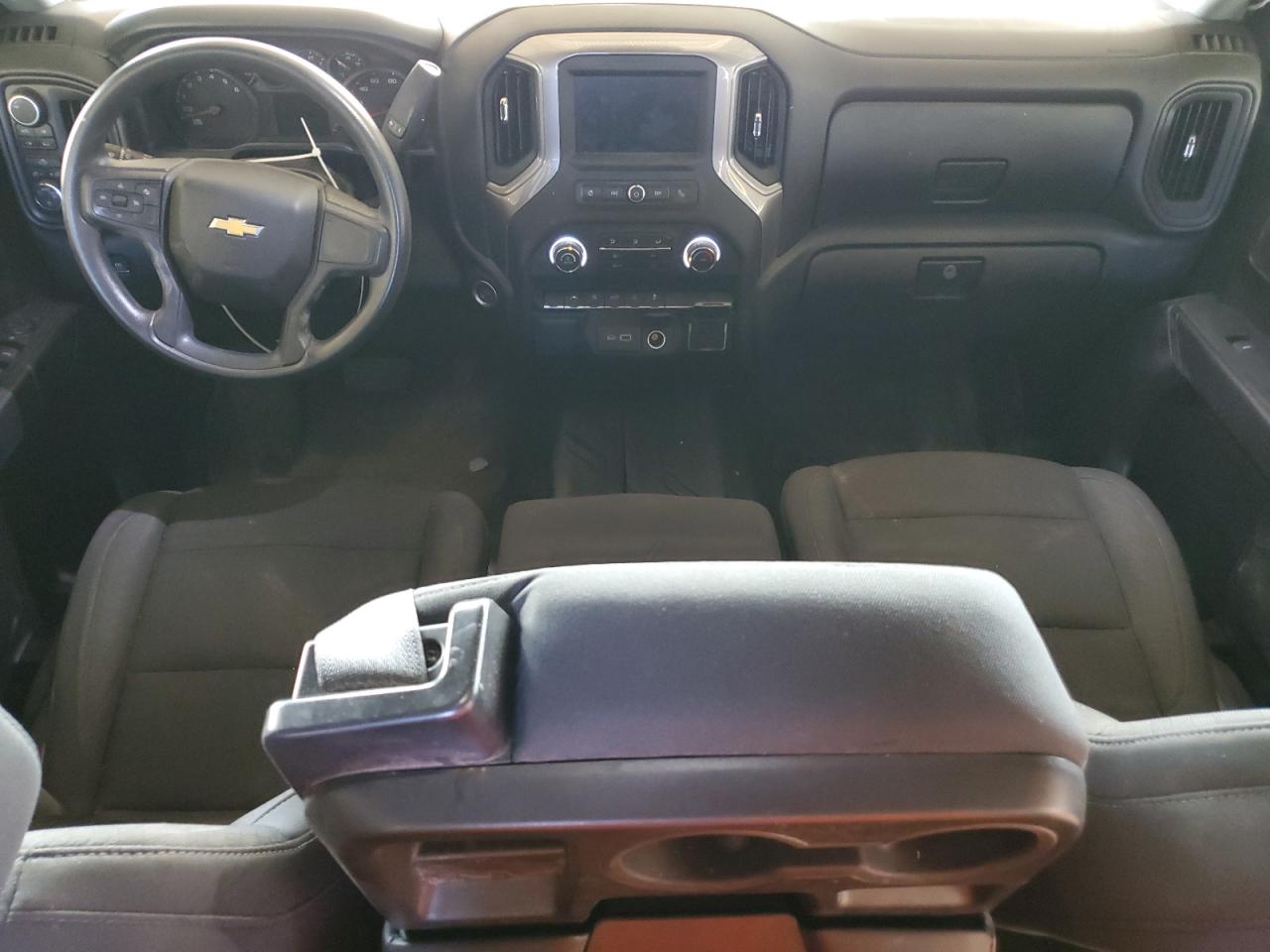 2022 CHEVROLET SILVERADO K1500 CUSTOM VIN:1GCRDBEK0NZ570004