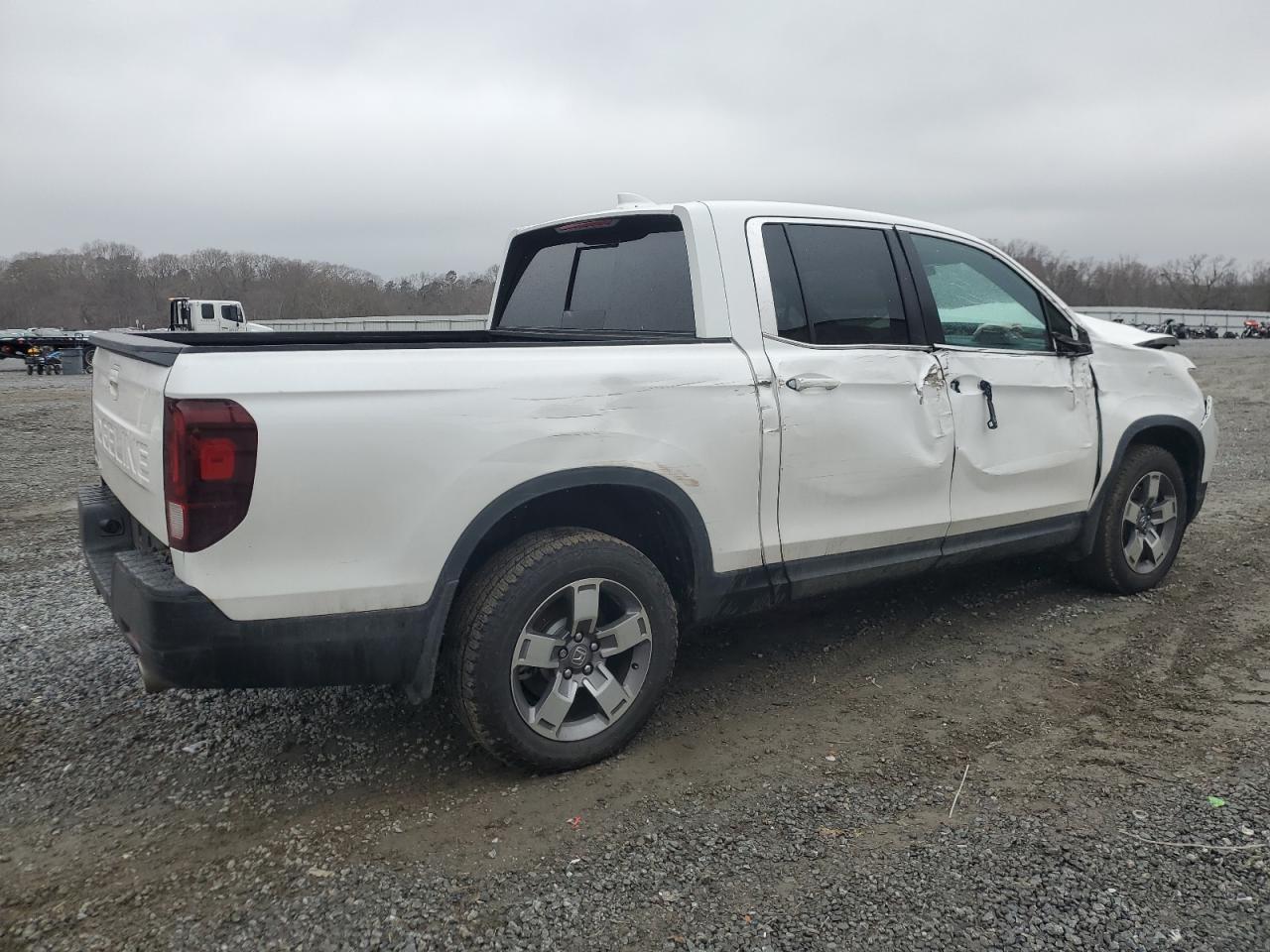2024 HONDA RIDGELINE RTL VIN:5FPYK3F56RB003816