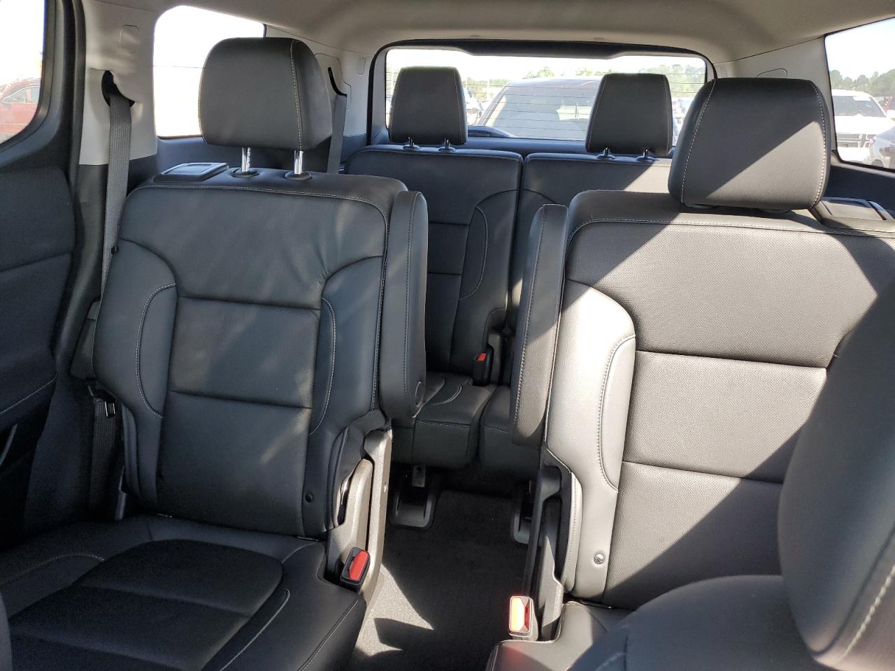 2022 GMC ACADIA SLT VIN:1GKKNMLS8NZ150248