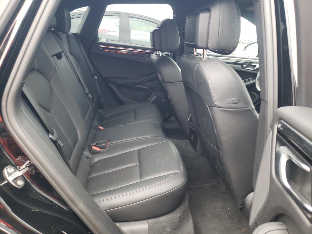 2022 PORSCHE MACAN  VIN:WP1AA2A51NLB12379