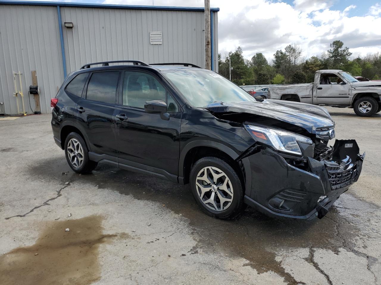 2023 SUBARU FORESTER PREMIUM VIN:JF2SKAEC3PH430081