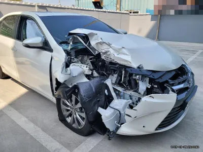 2016 Toyota Camry VIN:
