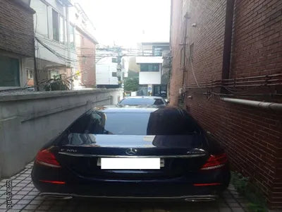 2019 Mercedes-Benz E 300 WDDZF4KB2KA671667 VIN:WDDZF4KB2KA671667