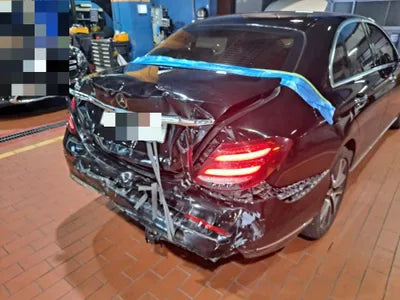 2018 Mercedes-Benz E 300 WDDZF4JB1JA360425 VIN:WDDZF4JB1JA360425