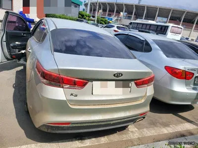 2017 Kia K5 KNAGU41CBHA006821 VIN:KNAGU41CBHA006821