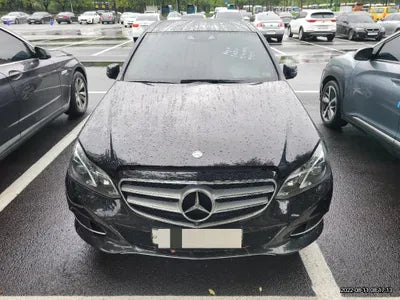 2015 Mercedes-Benz E 300 VIN: