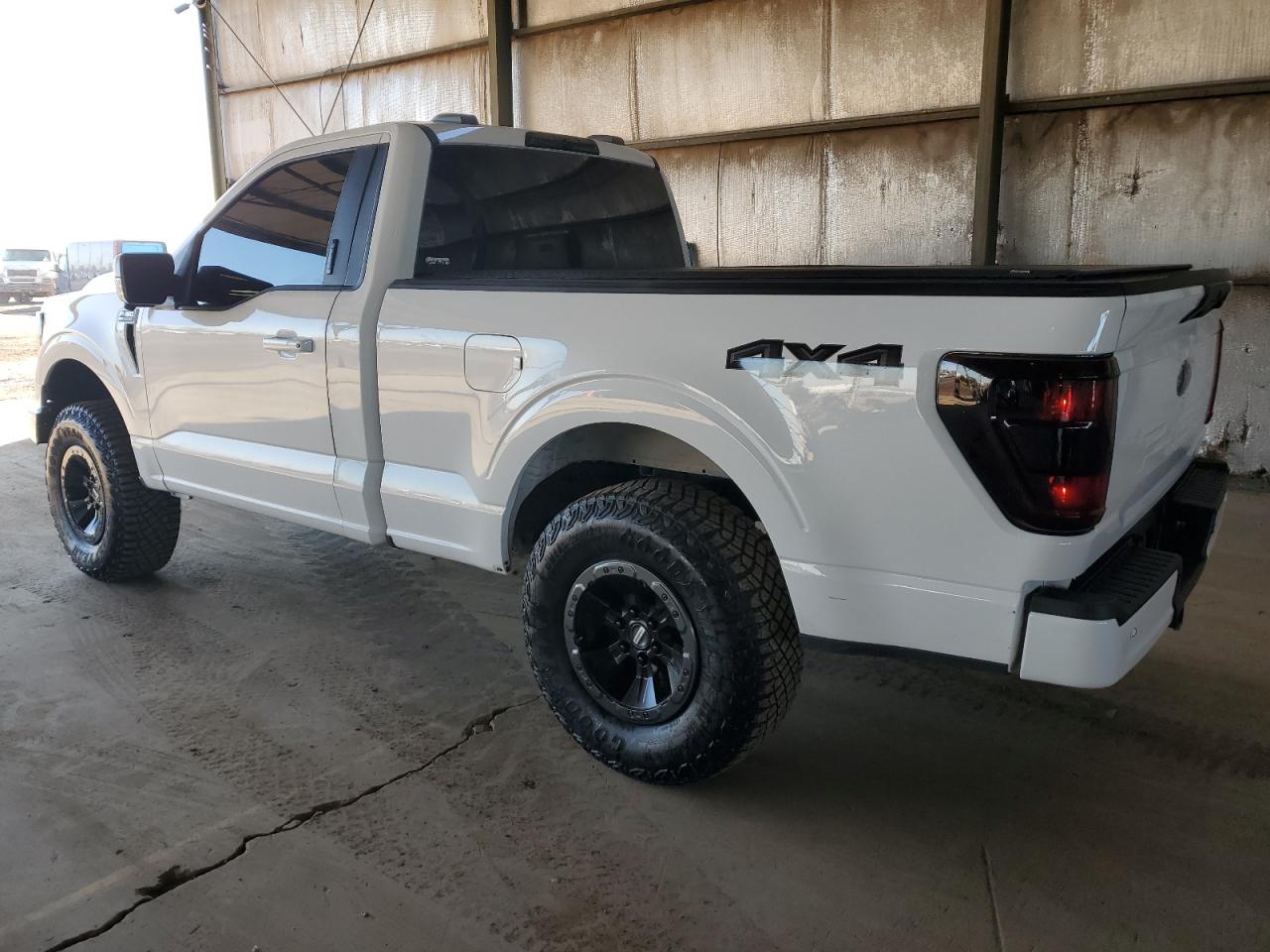 2022 FORD F150  VIN:1FTMF1E56NKE12445