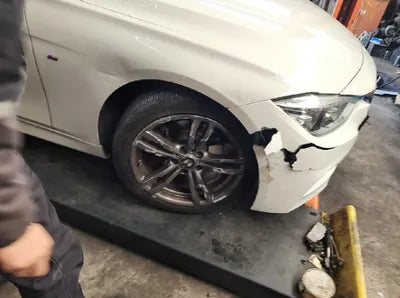 2017 BMW 320 WBA8C5107HA067882 VIN:WBA8C5107HA067882