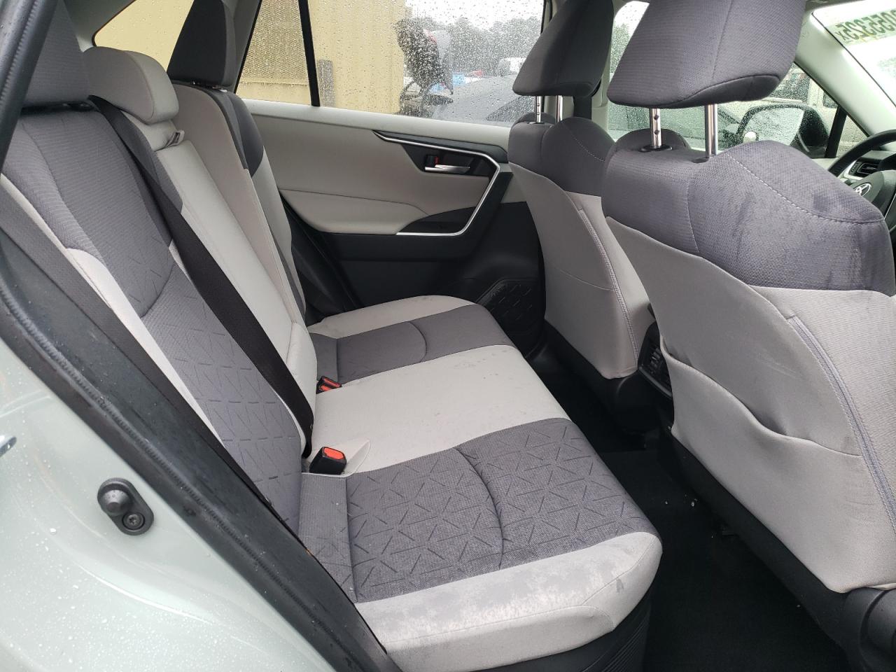 2022 TOYOTA RAV4 XLE VIN:JTMRWRFV0ND141146