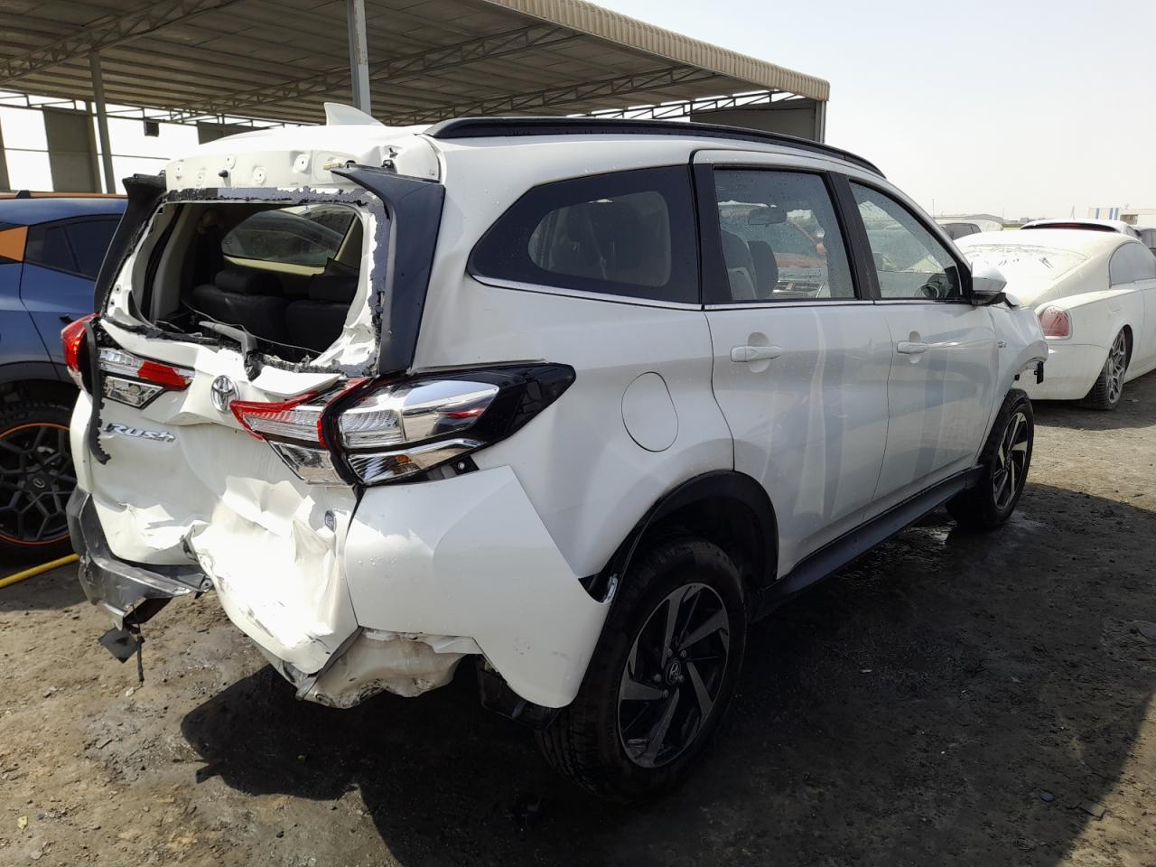 2020 TOYOTA RUSH VIN:MHKEF8BF1LK******