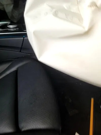 2018 Mercedes-Benz C 220 140KMWDDWF0EBXJR3 VIN:140KMWDDWF0EBXJR3