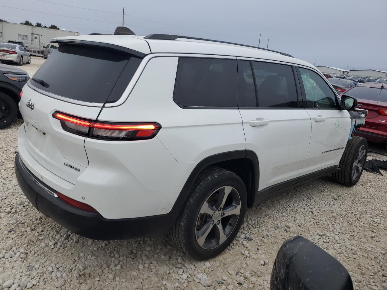 2023 JEEP GRAND CHEROKEE L LIMITED VIN:1C4RJKBG5P8702529