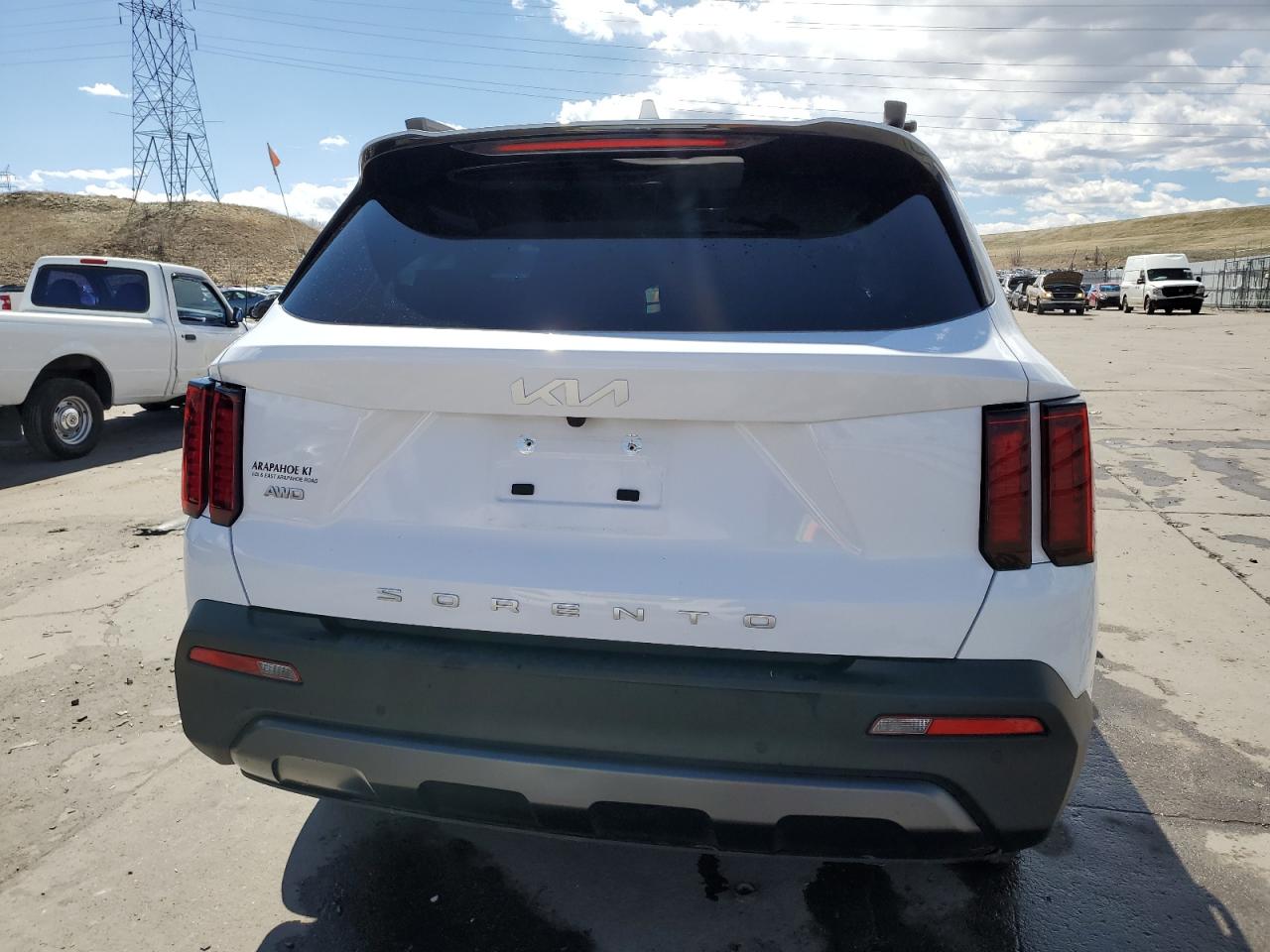 2022 KIA SORENTO S VIN:5XYRLDLC2NG124123