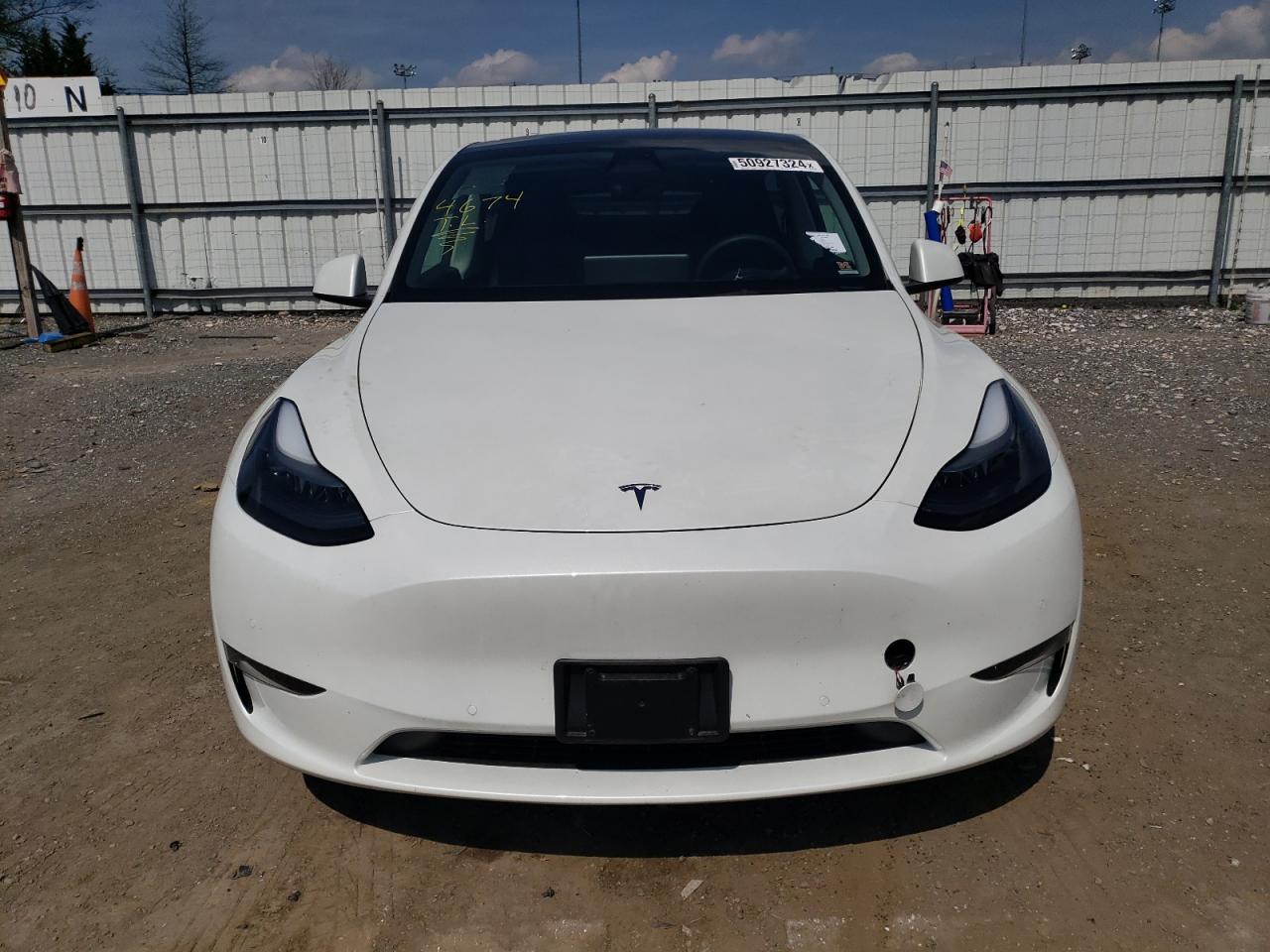 2022 TESLA MODEL Y  VIN:7SAYGDEF9NF461535