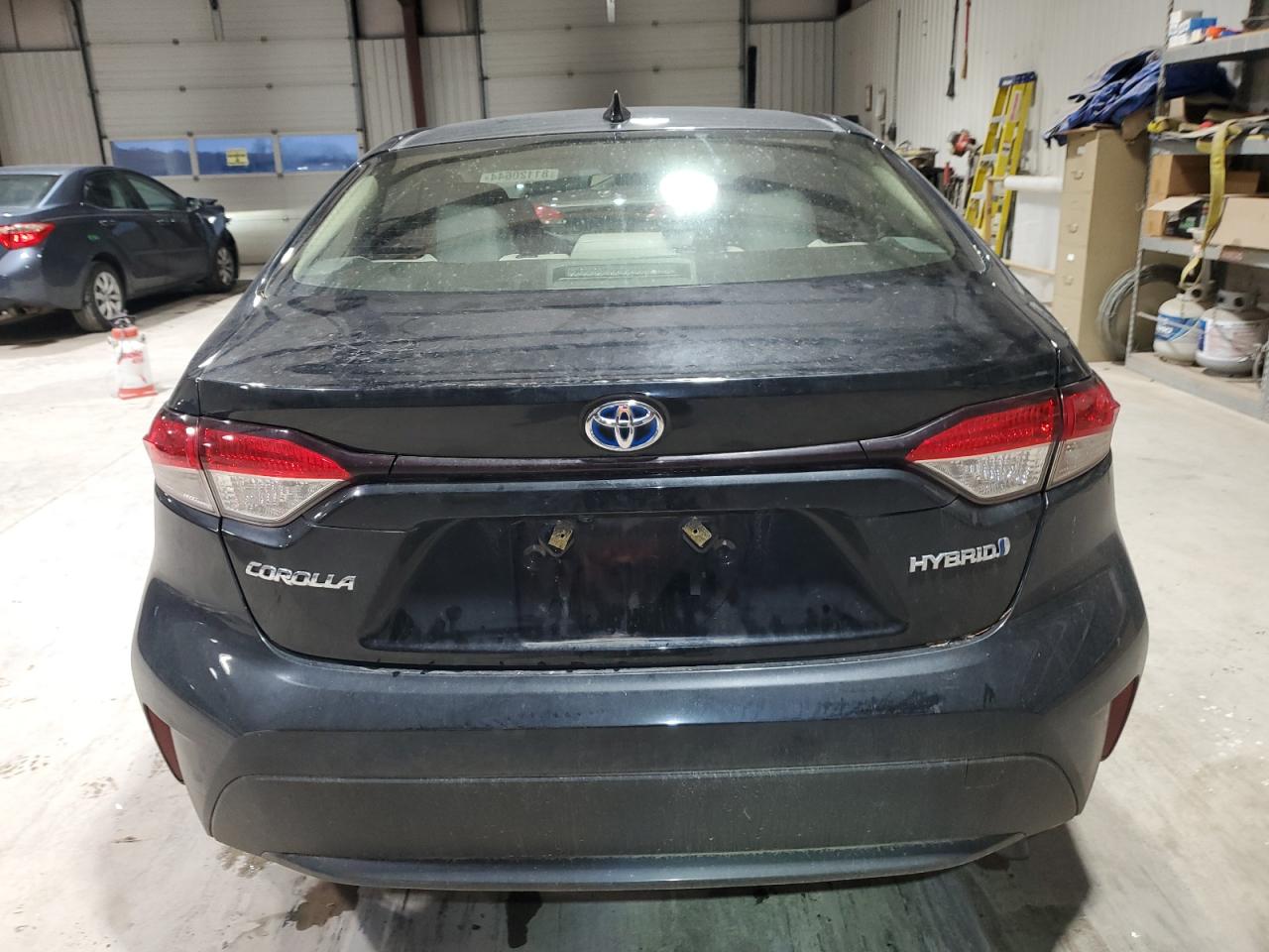 2022 TOYOTA COROLLA LE VIN:JTDEAMDE7NJ062268