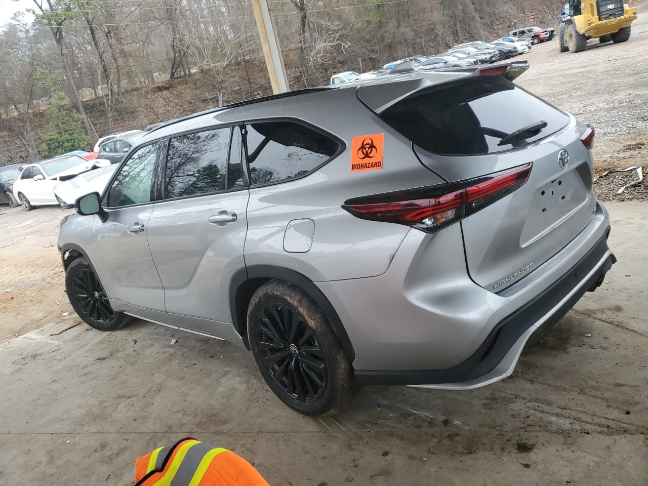 2024 TOYOTA HIGHLANDER LE VIN:5TDKDRAH3RS531323