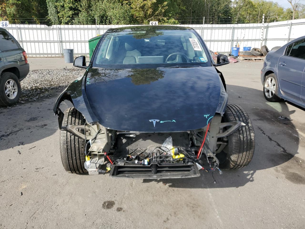 2023 TESLA MODEL Y  VIN:7SAYGDEF8PF747377