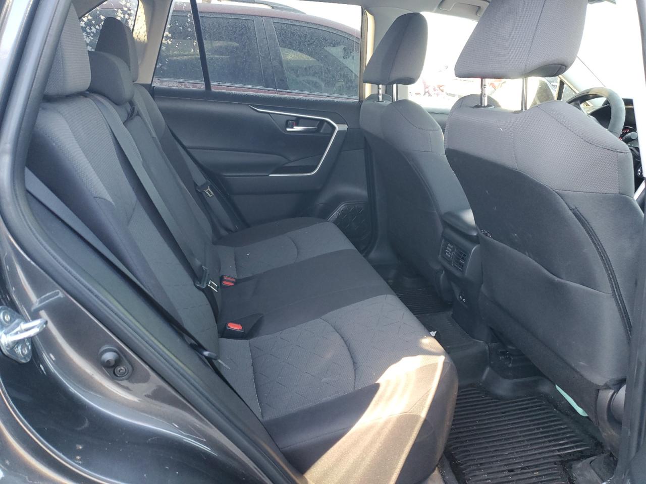 2023 TOYOTA RAV4 XLE VIN:2T3P1RFV2PC343273