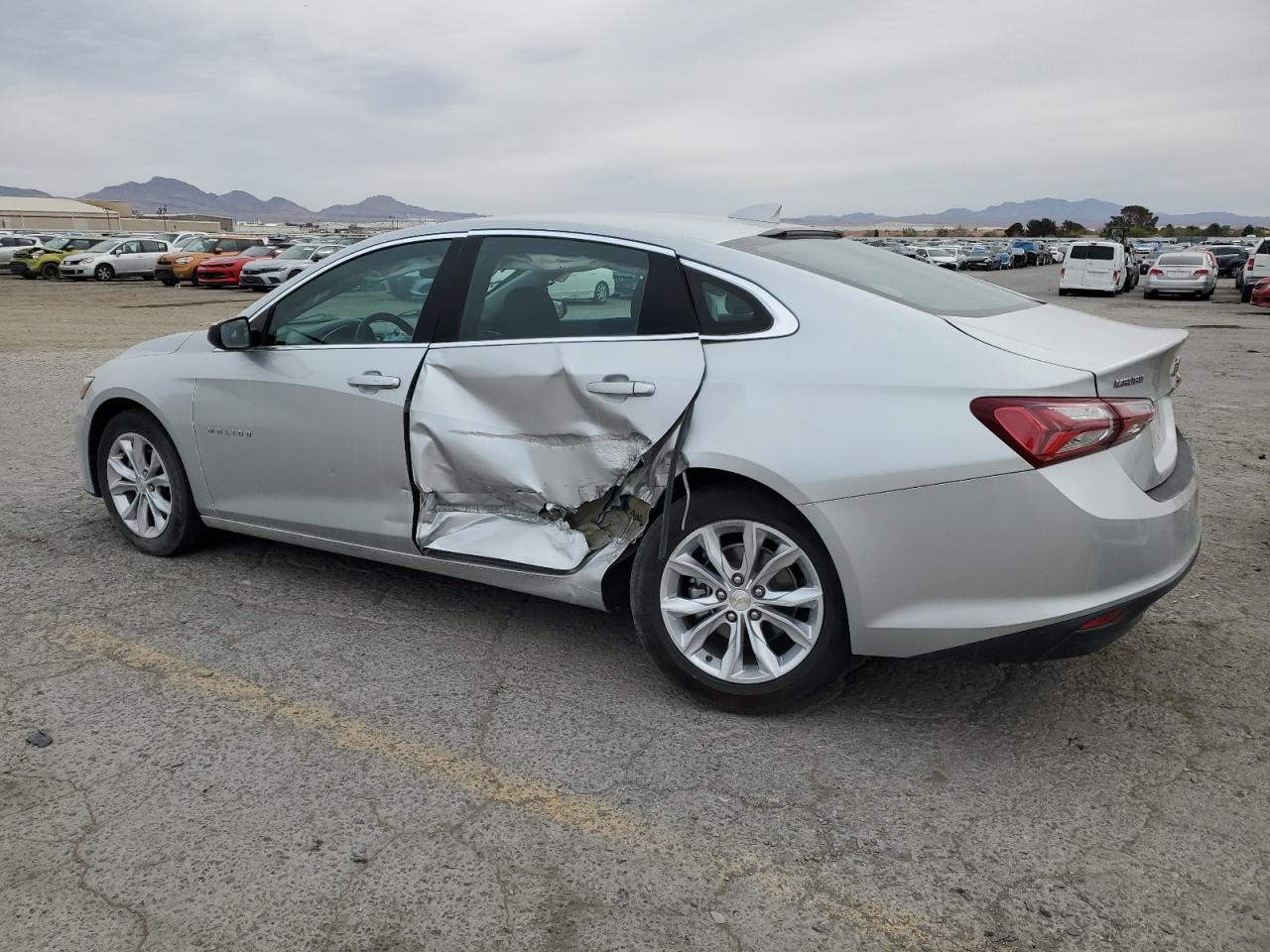 2022 CHEVROLET MALIBU LT VIN:1G1ZD5ST2NF134666