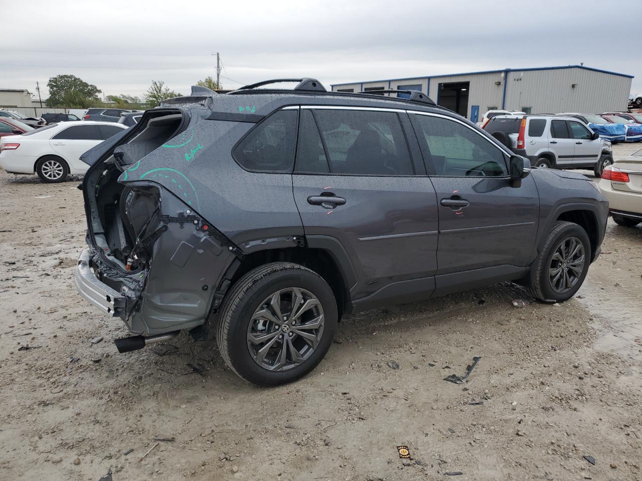 2024 TOYOTA RAV4 XLE PREMIUM VIN:2T3B6RFV0RW077961