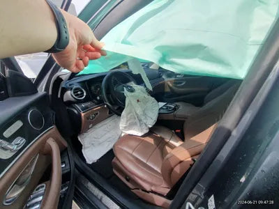 2016 Mercedes-Benz E 300 VIN: